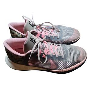 Nike Kyrie Flytrap Basketball Shoes Athletic Performance Gray‎ Pink Size 14